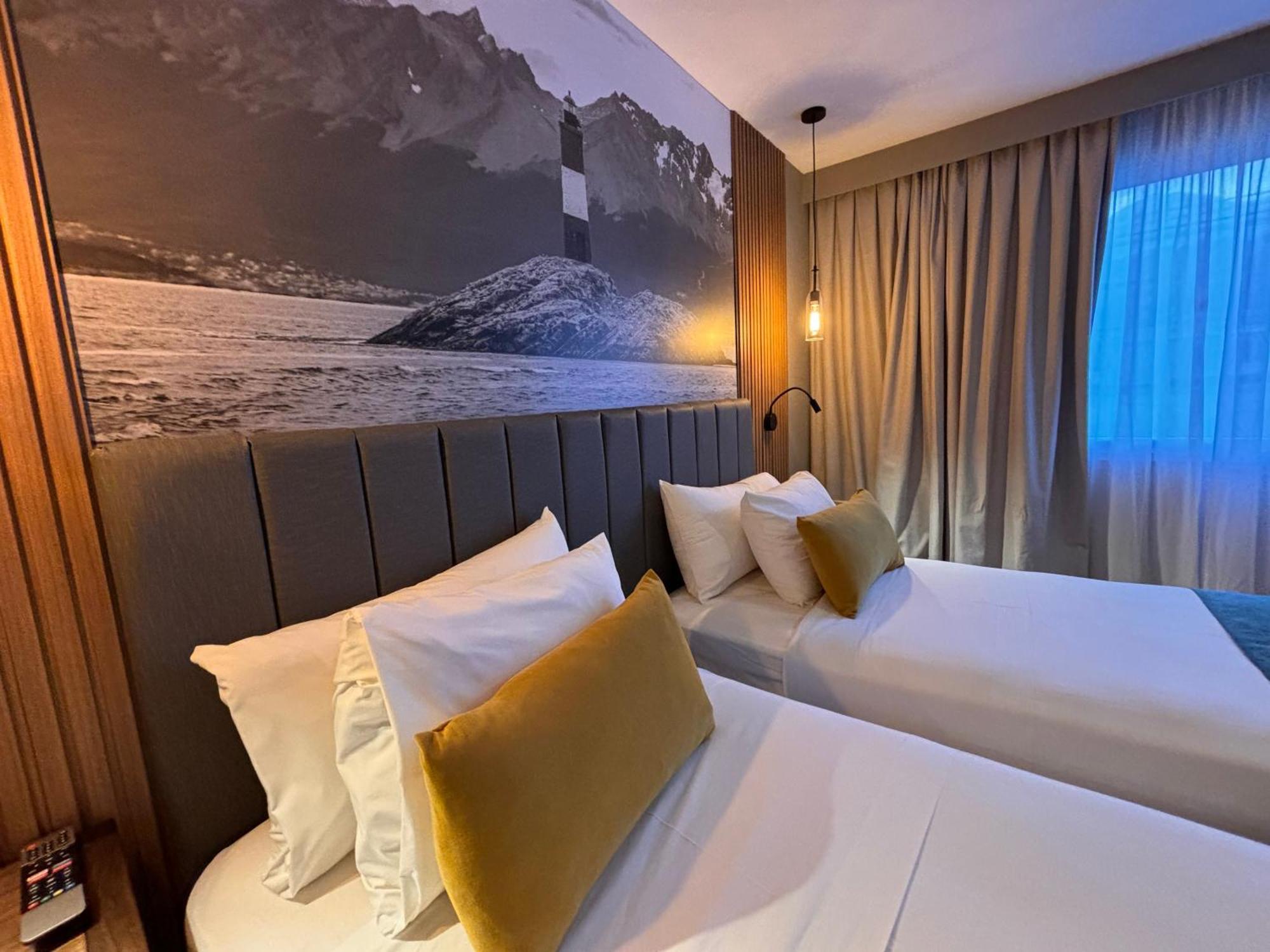 Alto Andino Hotel Ushuaia Exterior photo